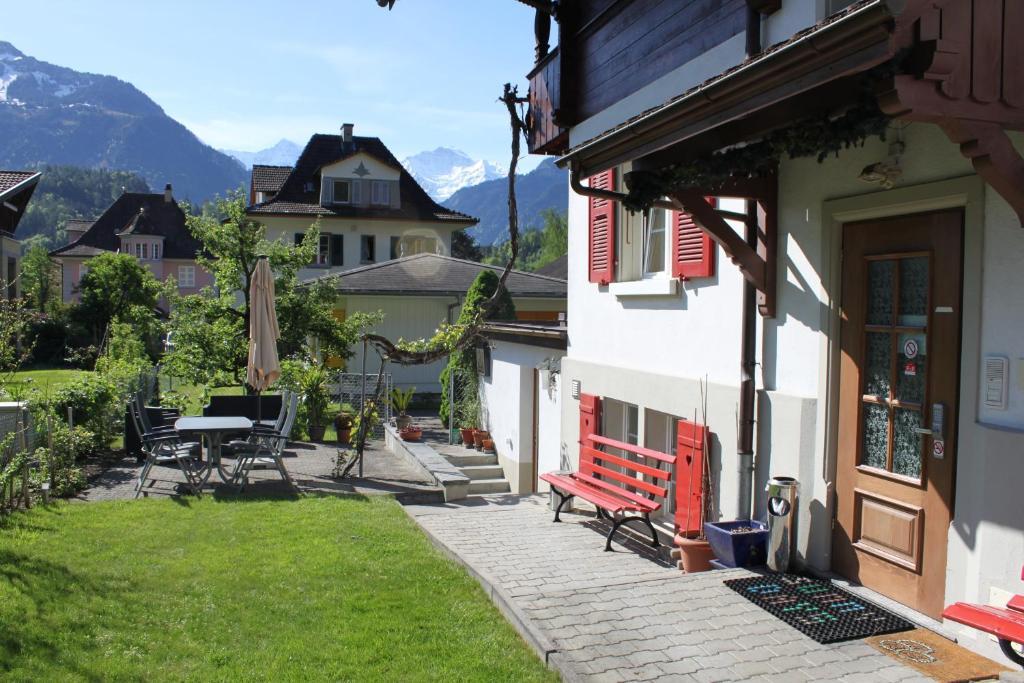 Adventure Guesthouse Interlaken Unterseen Dış mekan fotoğraf