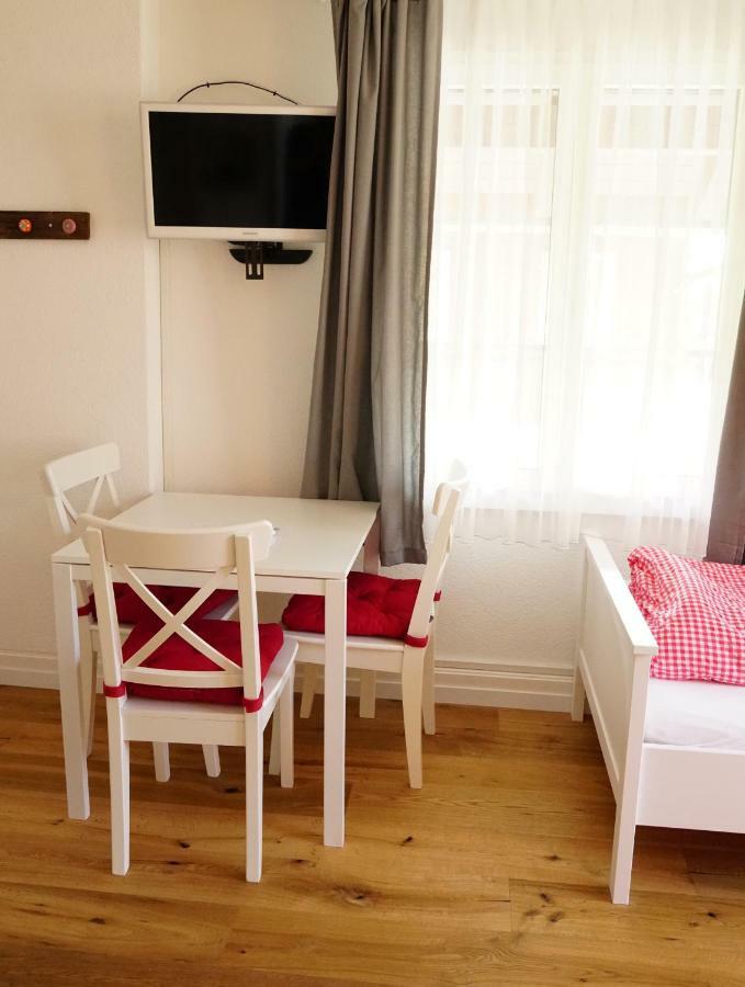 Adventure Guesthouse Interlaken Unterseen Dış mekan fotoğraf